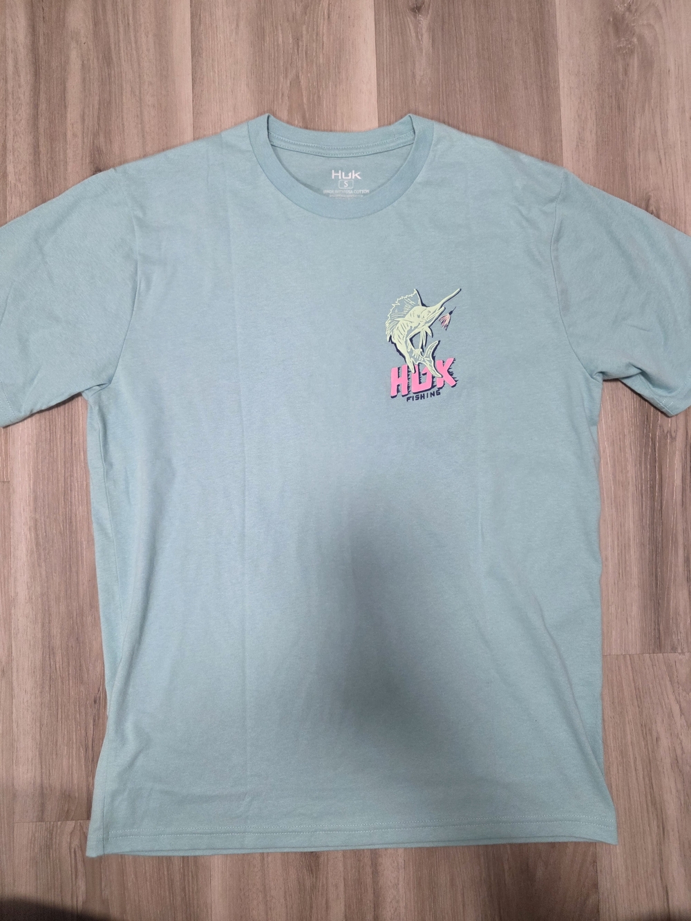 Huk Men's Mint Graphic Fishing Tee